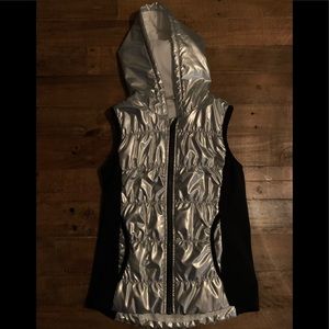 Girls 10/12 Zella Vest